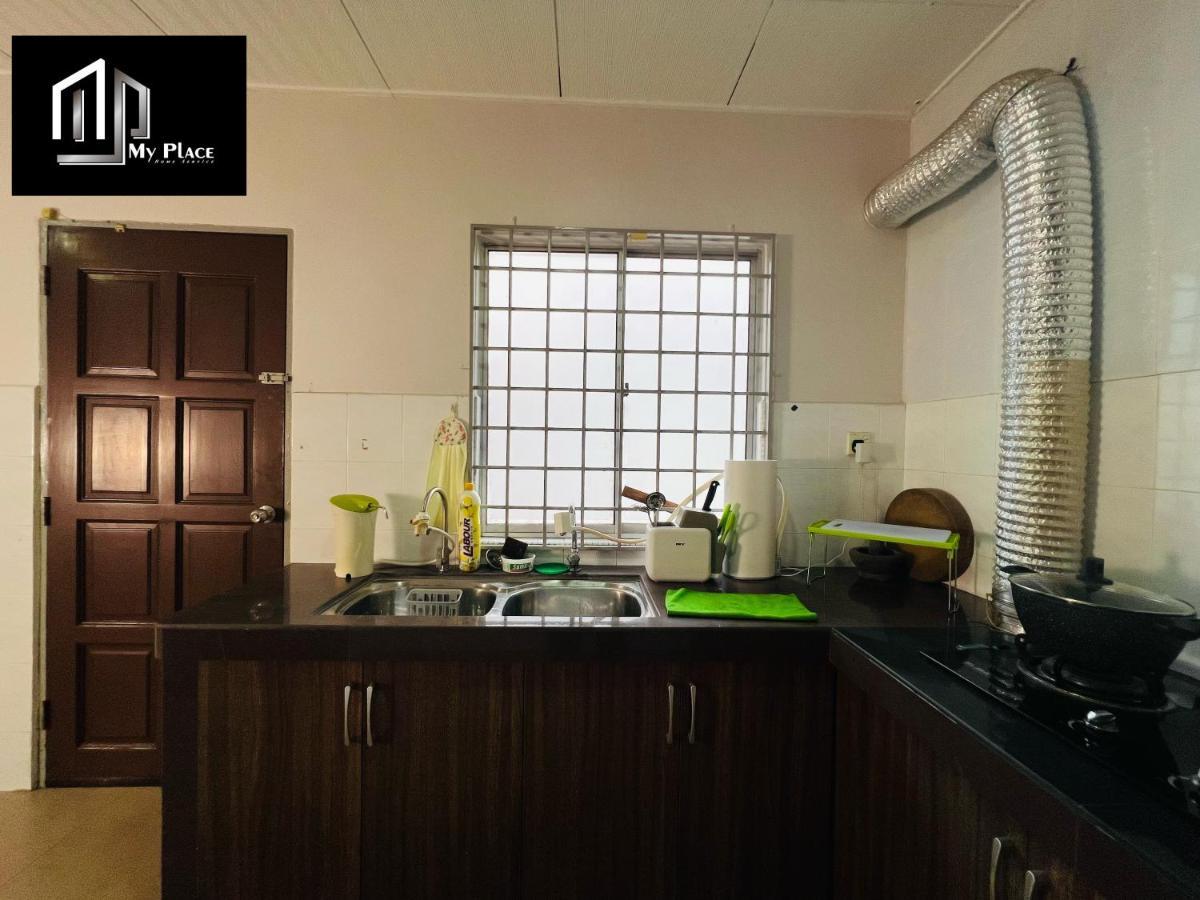 2 Storey 5Br 16Pax Semabok Taman Cheng Ho, 3 By Myplace Malacca Exteriör bild