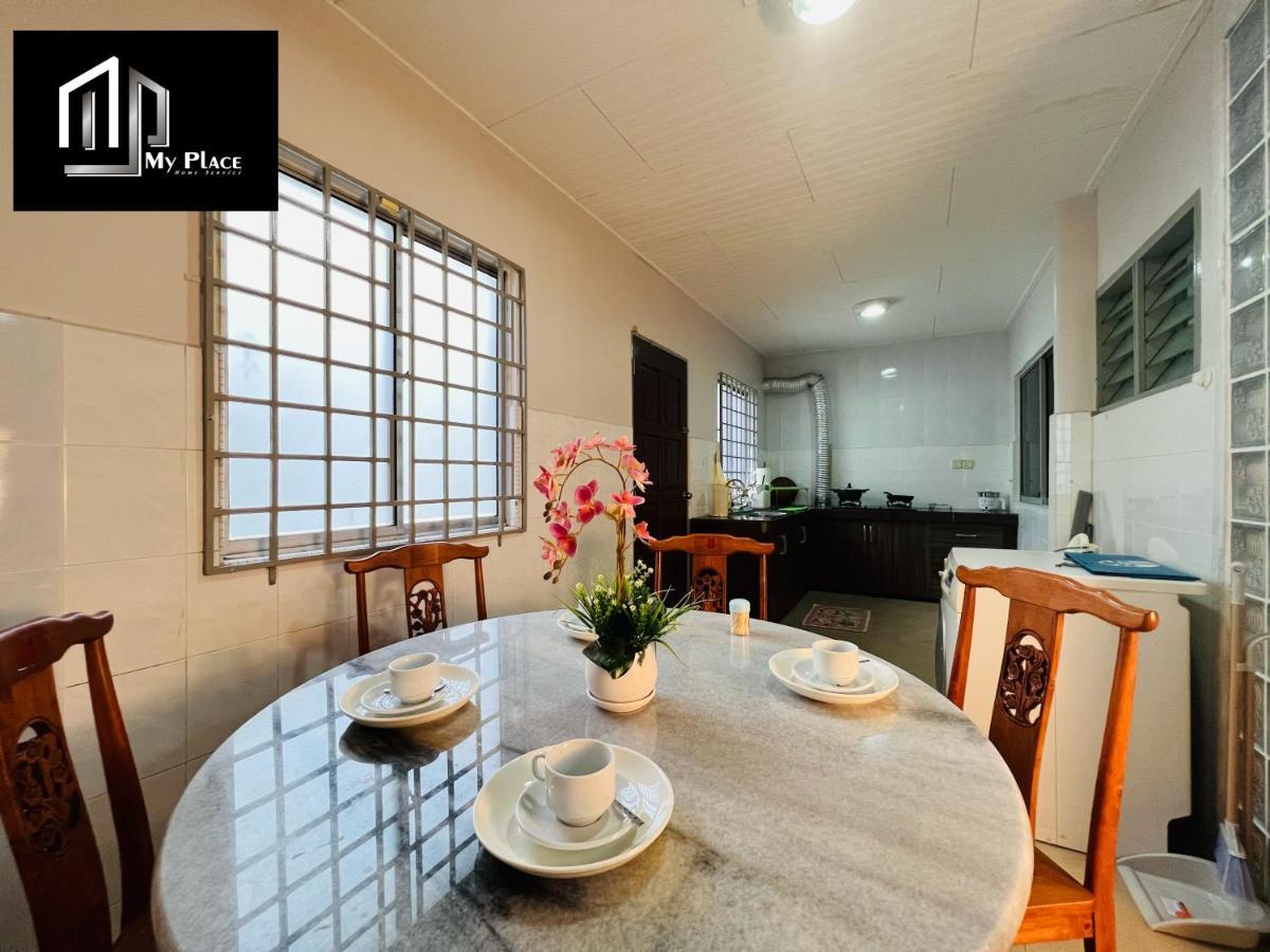 2 Storey 5Br 16Pax Semabok Taman Cheng Ho, 3 By Myplace Malacca Exteriör bild